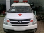 Giá xe Hyundai Starex 2.4 MT cứu thương máy xăng
