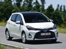 Giá xe Toyota Yaris 1.3G