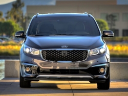 Giá xe Kia Grand Sedona 2.2 DATH