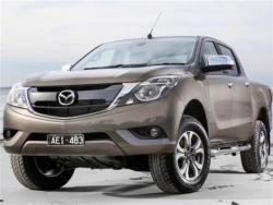 Giá xe Mazda BT50 số sàn 2.2L