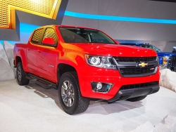 Giá xe Chevrolet Colorado LT 2.5 (số sàn 4x2)