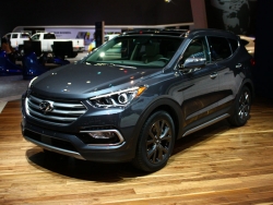 Giá xe Hyundai Santafe 5 chỗ máy xăng