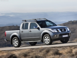 Giá xe Nissan NP 300 Navara E 4x2 MT