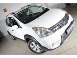 Giá xe Nissan Livina X-Gear